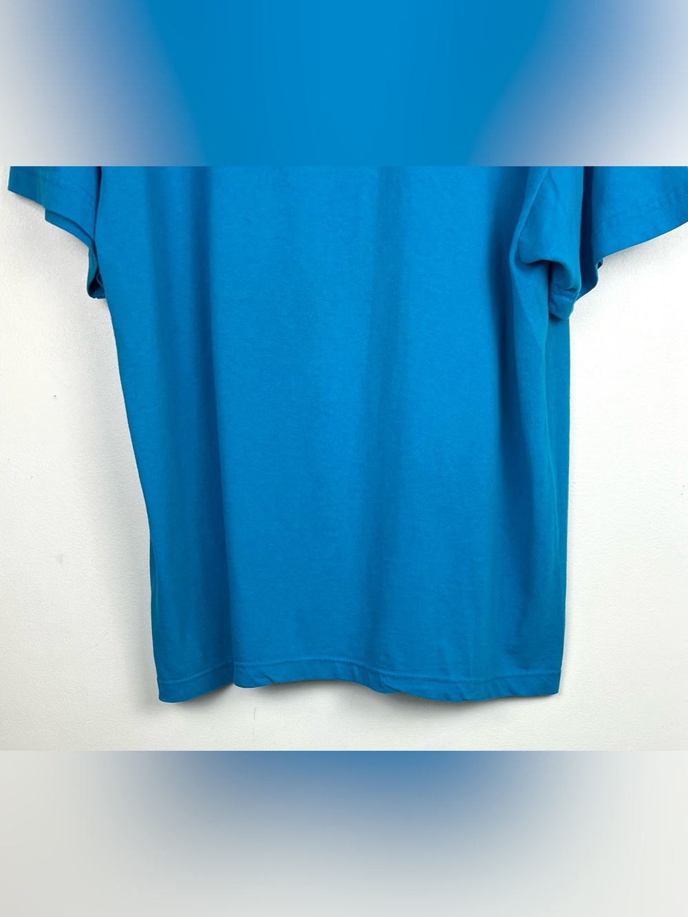 Vintage 80’s 90’s Vogue Graphic Tee - Picture 9 of 11